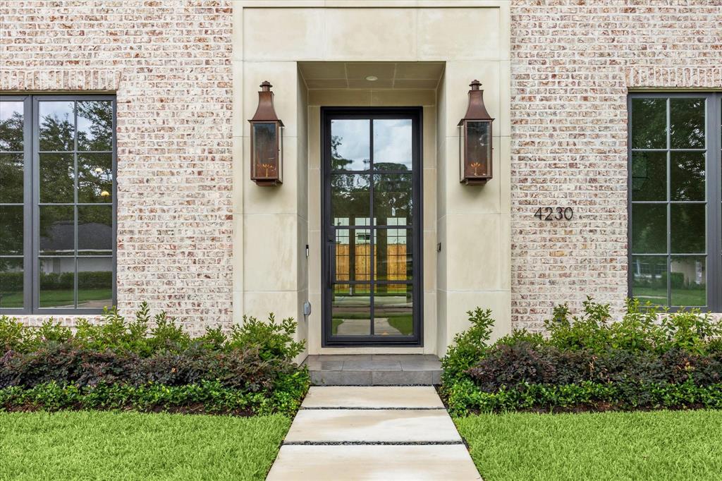 4230 Whitman Street, Houston, Texas image 4