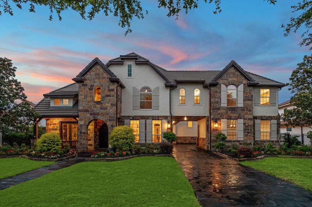 1115 Grand Estates Drive