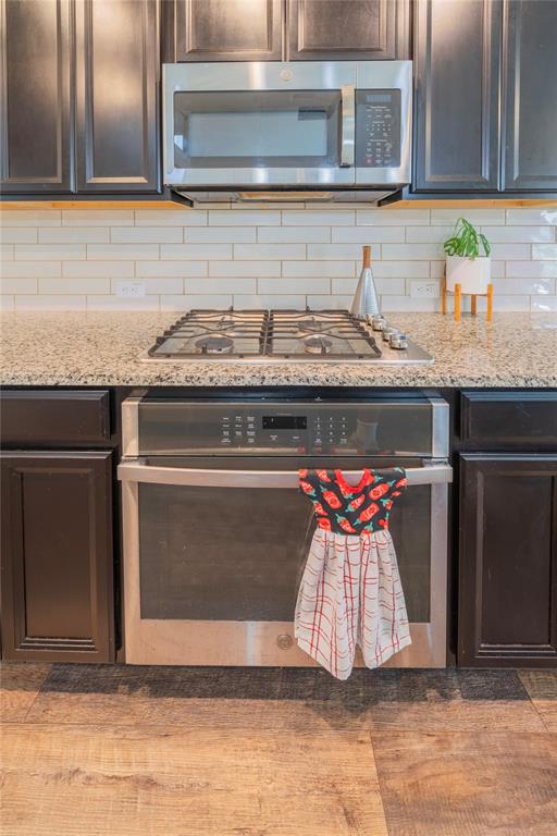 2515 Lilac Point Lane, Brookshire, Texas image 9