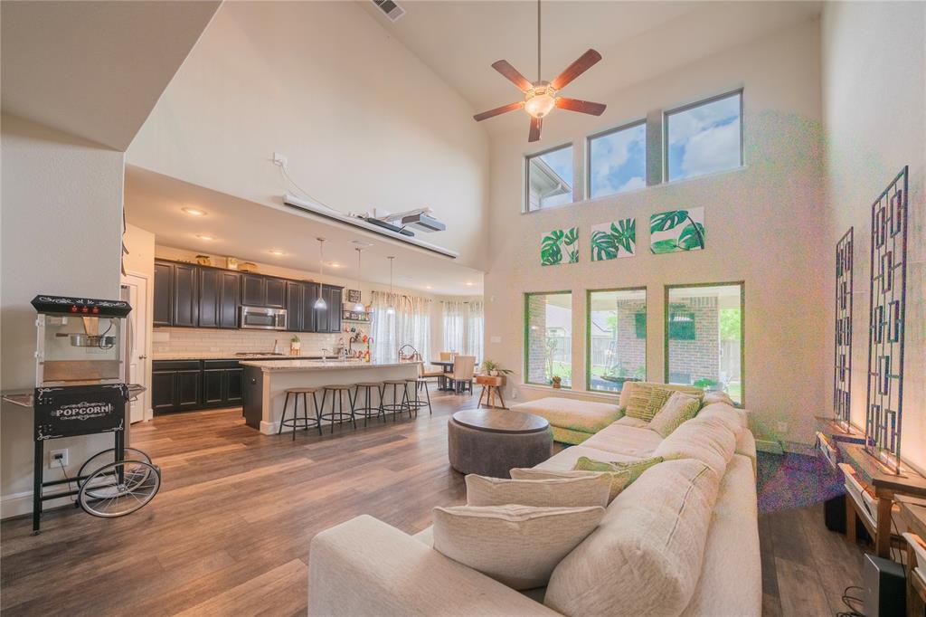 2515 Lilac Point Lane, Brookshire, Texas image 6