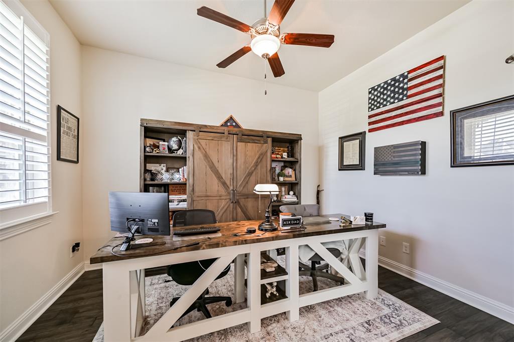 3057 Tradinghouse Creek Lane, League City, Texas image 4