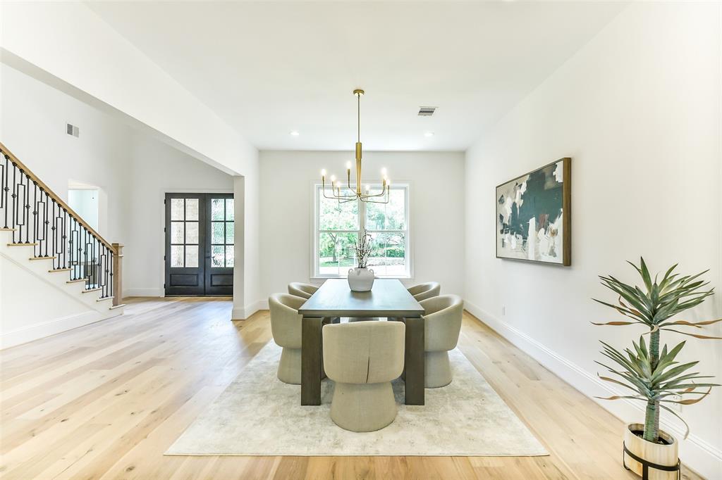 10902 Britoak Lane, Houston, Texas image 4
