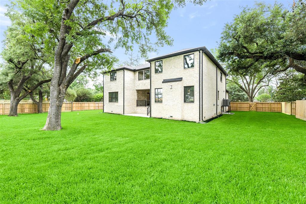 10902 Britoak Lane, Houston, Texas image 44