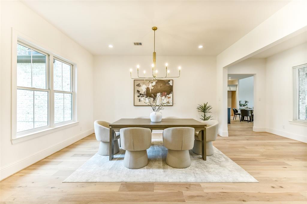 10902 Britoak Lane, Houston, Texas image 3