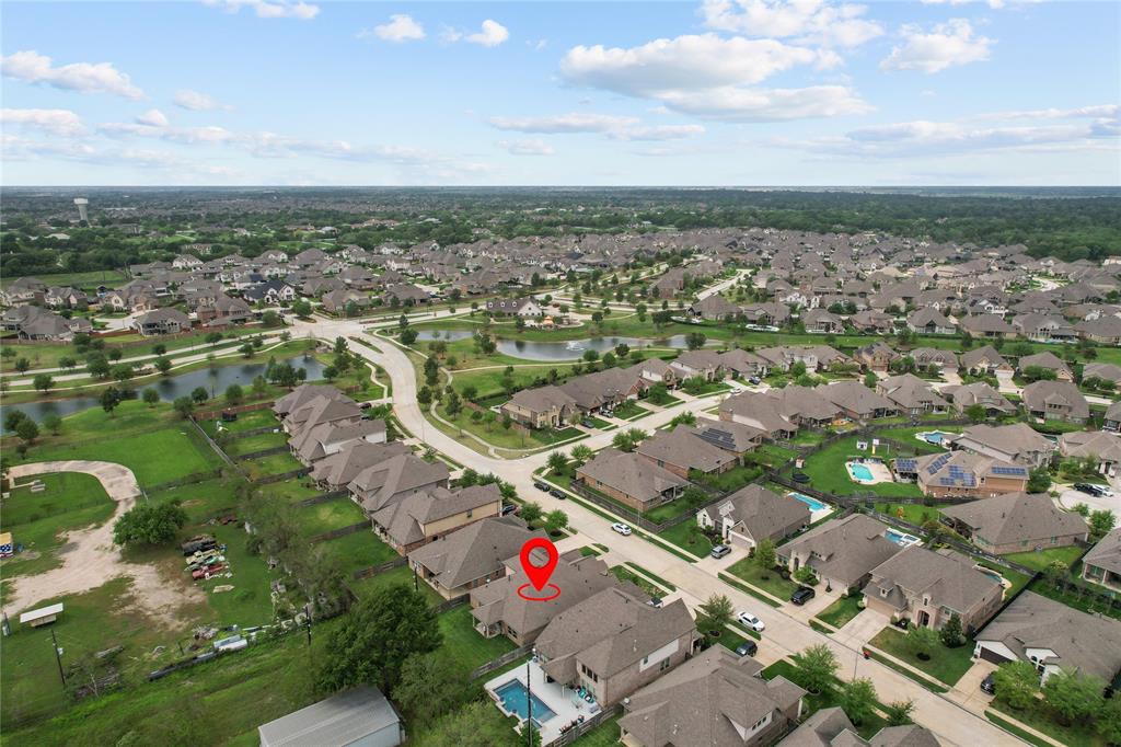 20131 Cascading Falls Boulevard, Cypress, Texas image 28