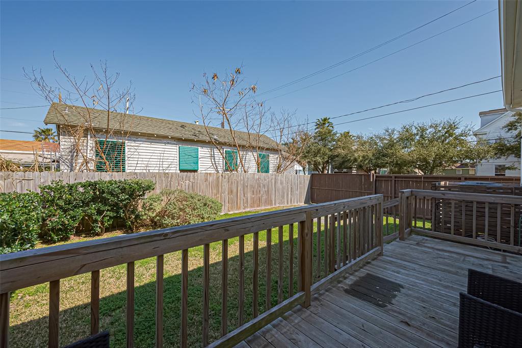 3902 Sealy Street, Galveston, Texas image 32