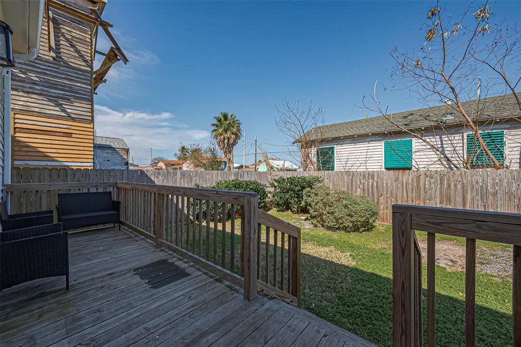 3902 Sealy Street, Galveston, Texas image 31