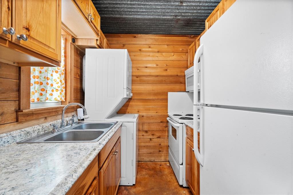 524 S Avenue D, Humble, Texas image 16