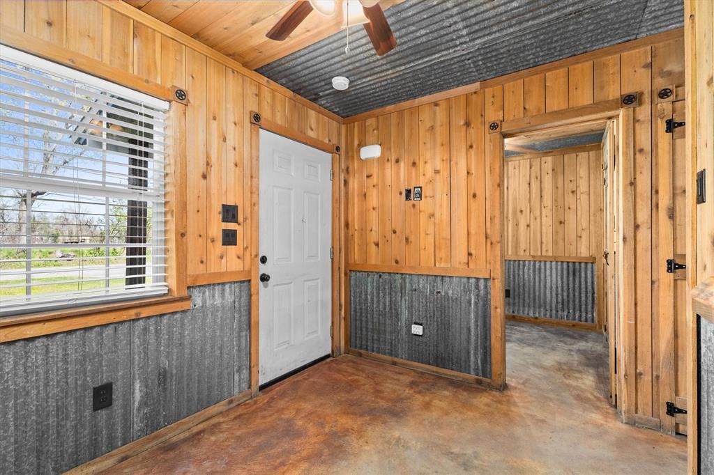 524 S Avenue D, Humble, Texas image 7
