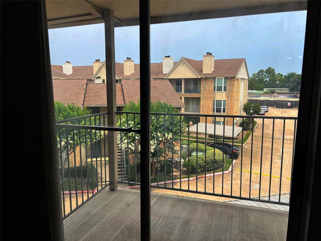 12550 Whittington Drive #712, Houston, Texas image 23