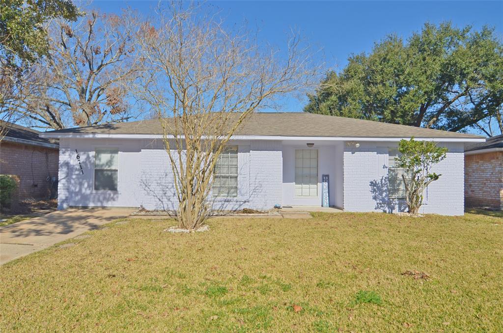 16711 David Glen Drive, Friendswood, Texas image 1