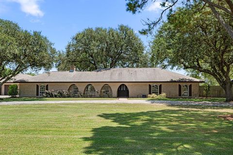 Photo of 3148 Fm 333 Road, Garwood, TX 77442 (MLS # 55222728) Photo of 3148 Fm 333 Road, Garwood, TX 77442 (MLS # 55222728)