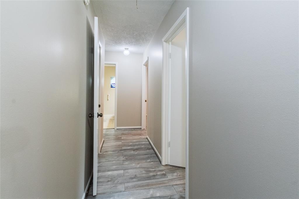 228 Hickory Street, Huntsville, Texas image 35