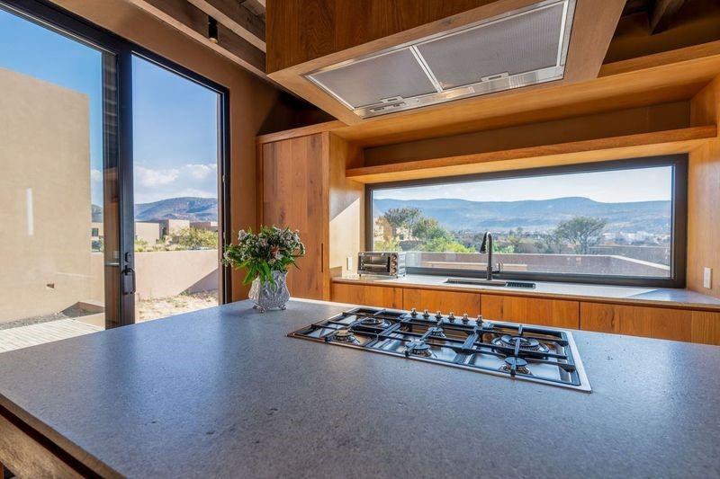 Mexico, 4 Bedrooms Bedrooms, ,5 BathroomsBathrooms,Residential,Active,94469