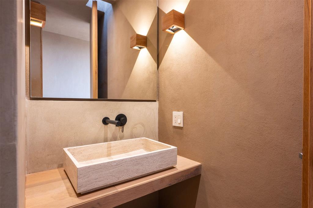 Mexico, 4 Bedrooms Bedrooms, ,5 BathroomsBathrooms,Residential,Active,94469