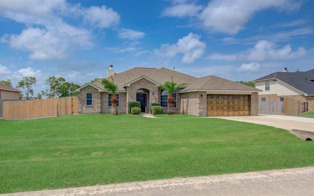 2207 Caroline Avenue, Baytown, Texas image 1