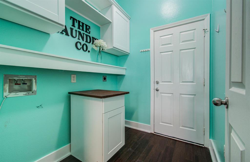 2207 Caroline Avenue, Baytown, Texas image 23