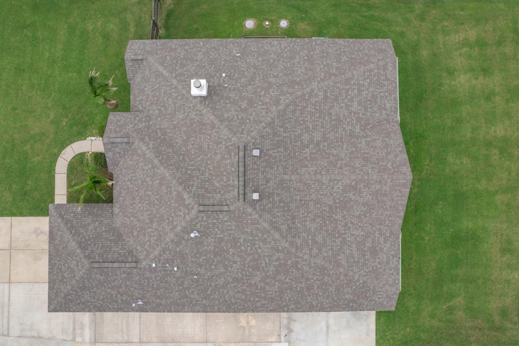 2207 Caroline Avenue, Baytown, Texas image 49