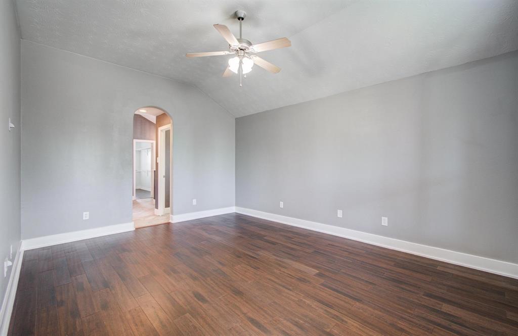2207 Caroline Avenue, Baytown, Texas image 31
