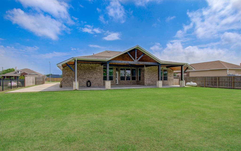 2207 Caroline Avenue, Baytown, Texas image 43