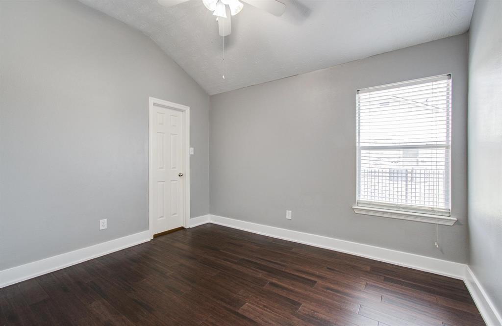 2207 Caroline Avenue, Baytown, Texas image 26
