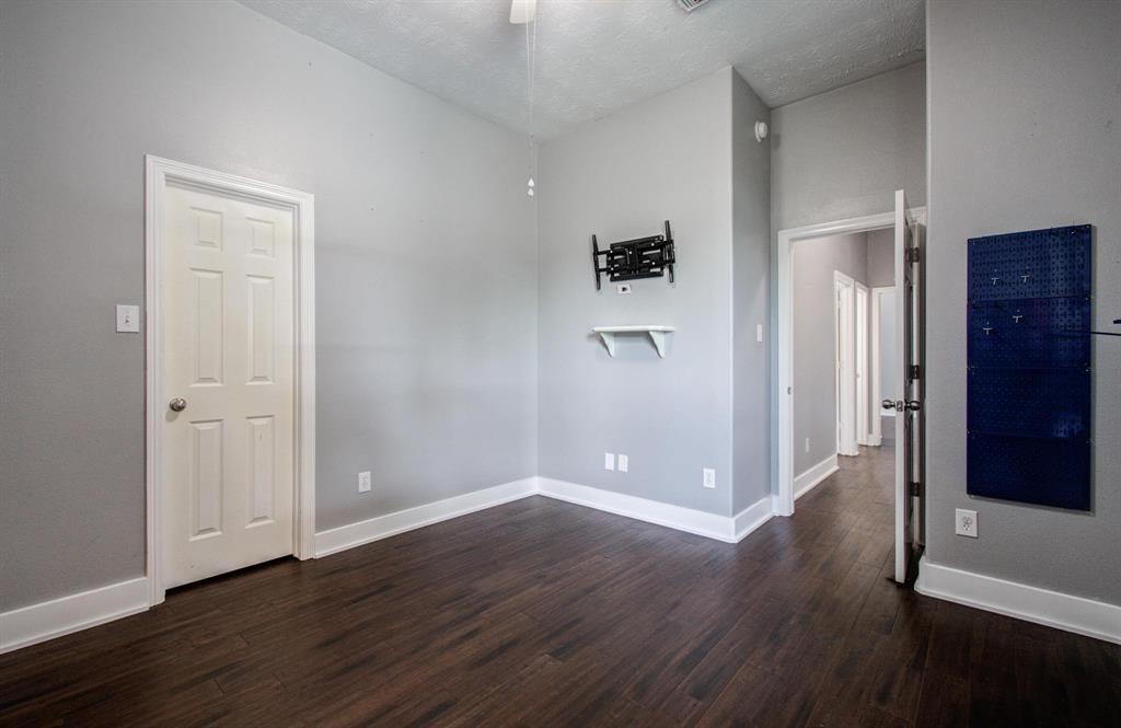 2207 Caroline Avenue, Baytown, Texas image 25