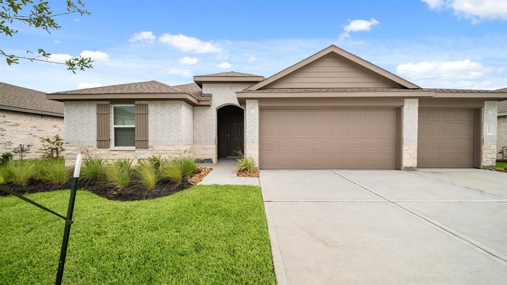 321 Blanco Lane, Dayton, Texas image 1