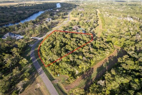 Photo of 31811 Bayou Bend, Richwood, TX 77515 (MLS # 62934886)