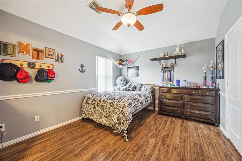 2541 Hidden Creek Drive, Pearland, Texas image 29