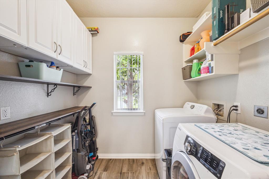 2541 Hidden Creek Drive, Pearland, Texas image 33