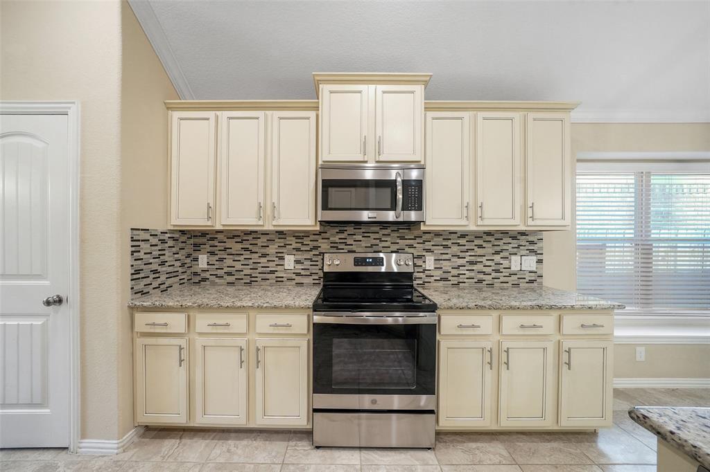 2224 Buck Hollow Court, Conroe, Texas image 8