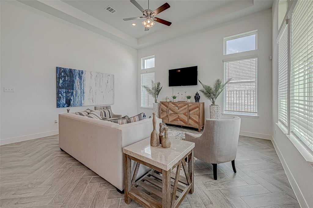 13514 Harbor Pointe Drive, Texas City, Texas image 7
