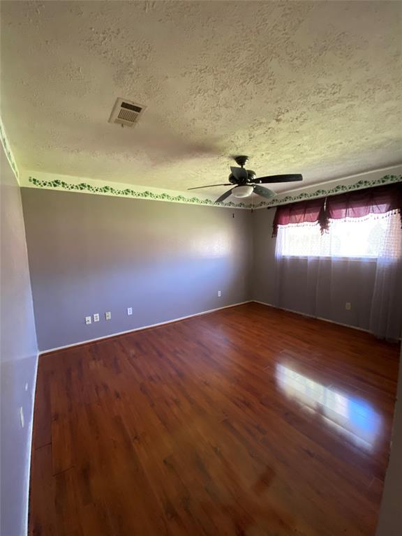 3306 High Pine Drive, Missouri City, Texas image 9