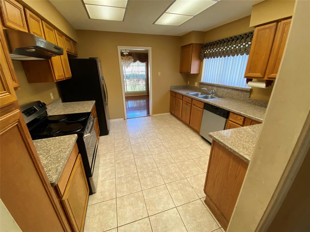 3306 High Pine Drive, Missouri City, Texas image 2