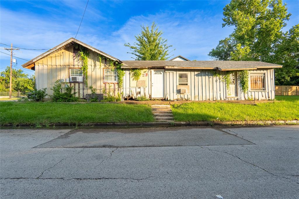 202 Booker T Washington Street, Conroe, Texas image 19