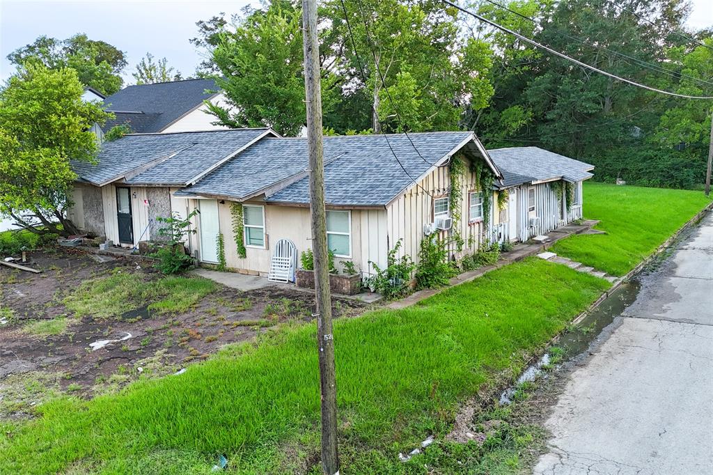202 Booker T Washington Street