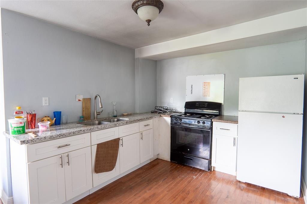 202 Booker T Washington Street, Conroe, Texas image 7