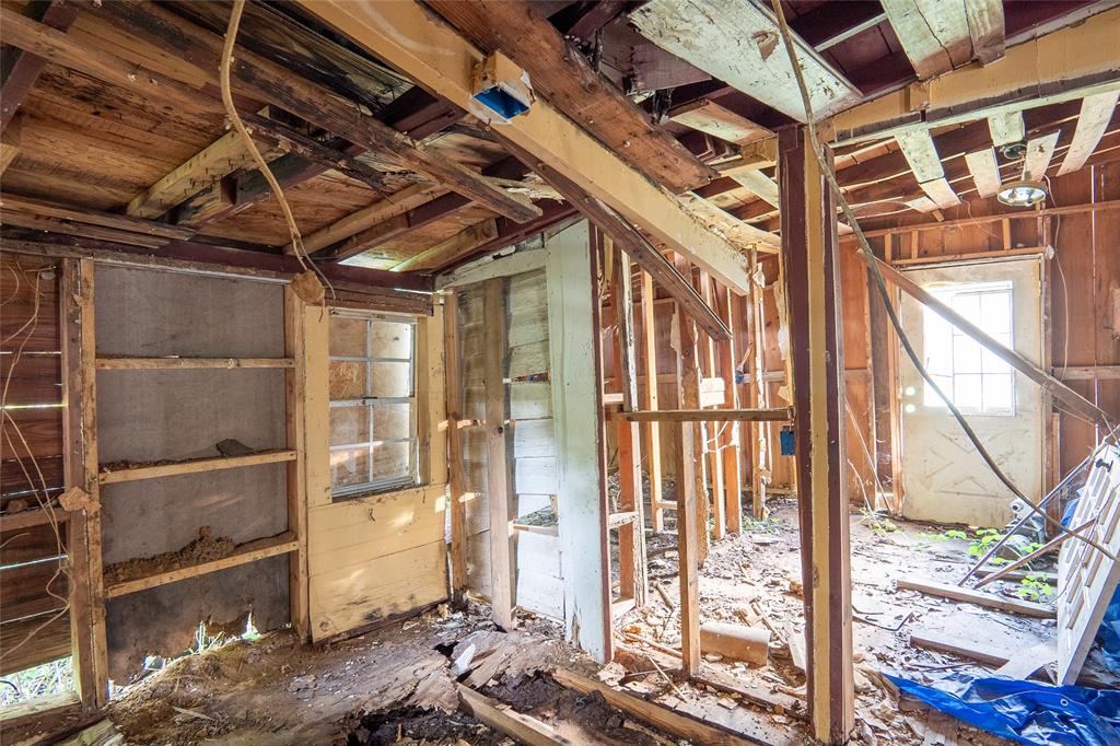 202 Booker T Washington Street, Conroe, Texas image 17