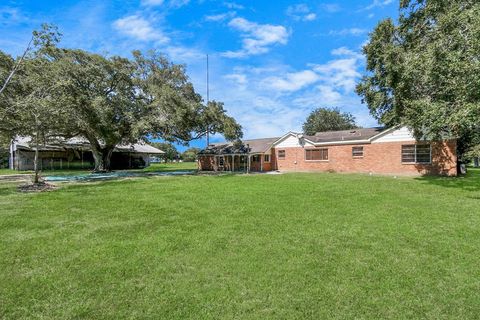 A home in Anahuac