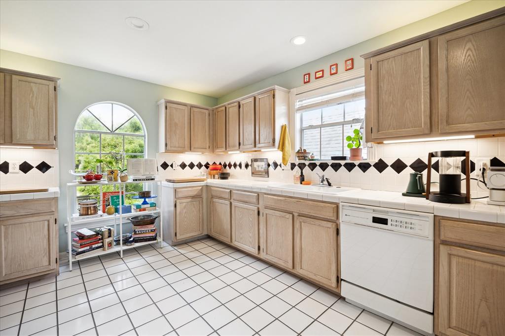 1755 Kipling Street, Houston, Texas image 35