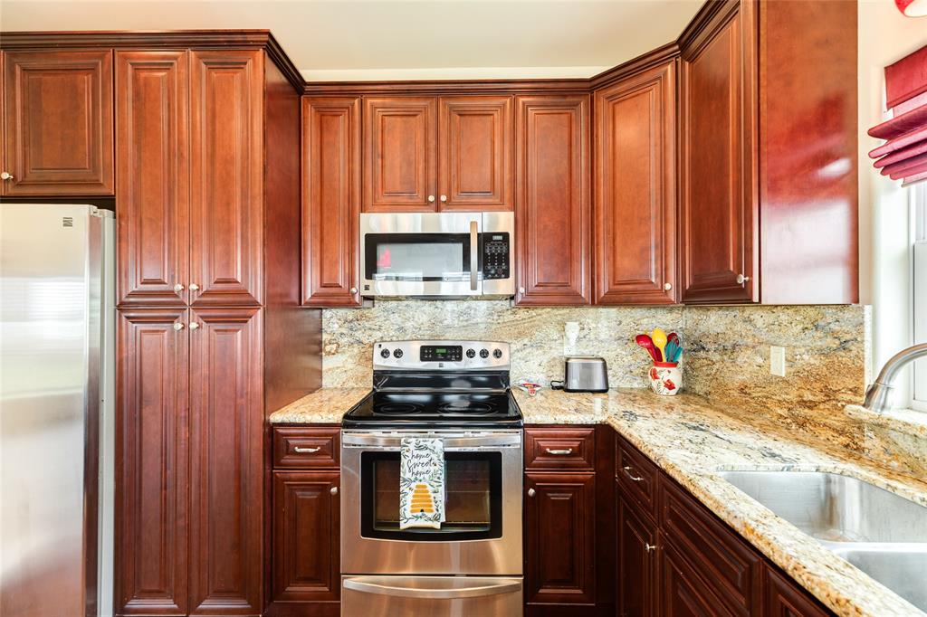 4126 Grayson Drive, Galveston, Texas image 30
