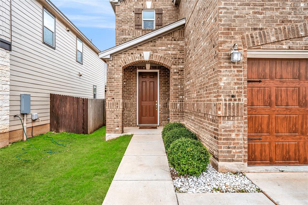 364 Gustaf Trail, Uhland, Texas image 3
