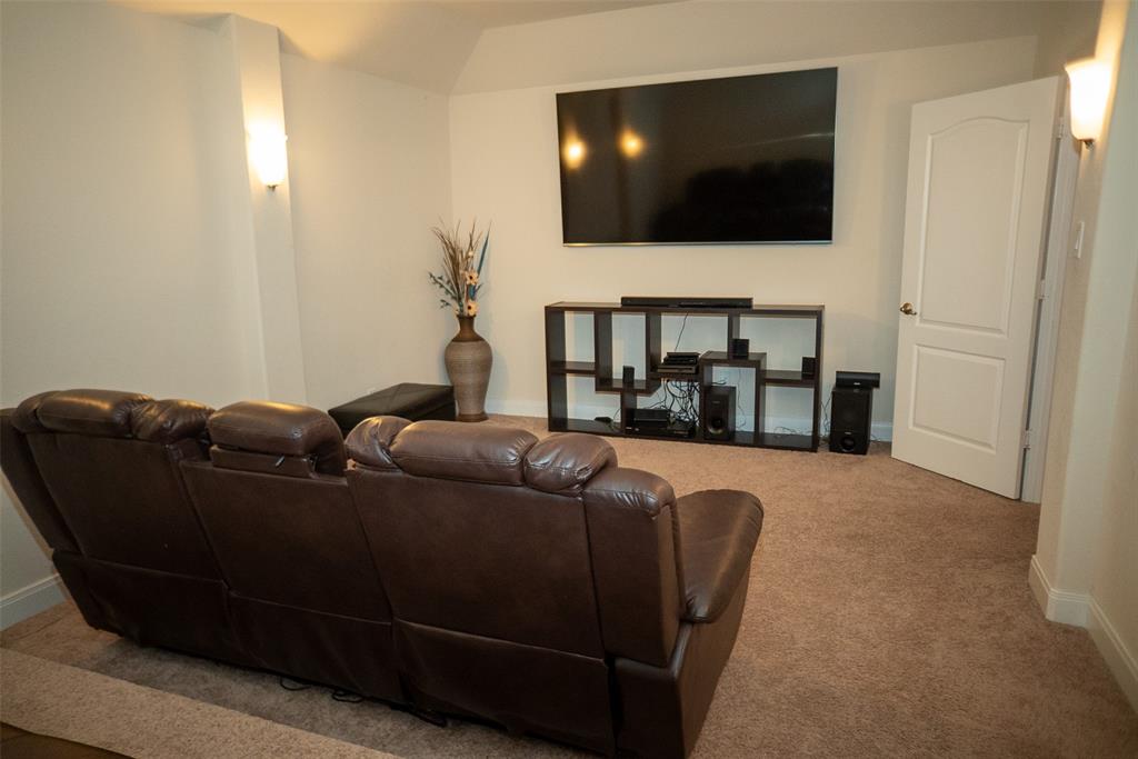 20318 Fossil Valley Lane, Cypress, Texas image 25