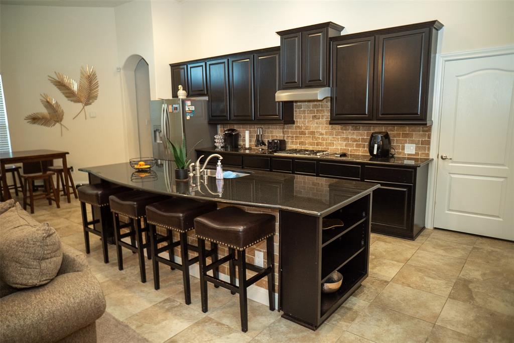 20318 Fossil Valley Lane, Cypress, Texas image 6