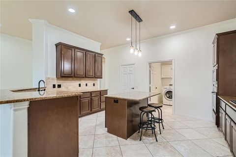 Single Family Residence in Friendswood TX 714 Timberstone Lane 9.jpg