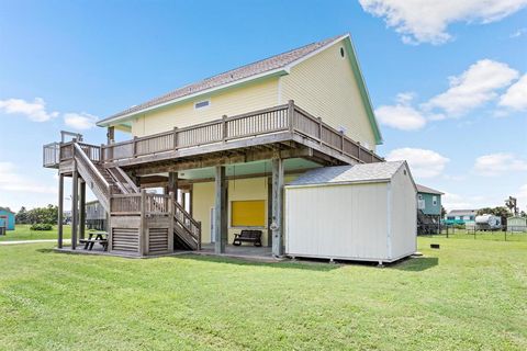 A home in Crystal Beach