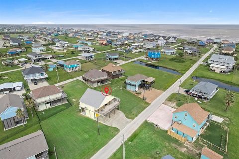 A home in Crystal Beach