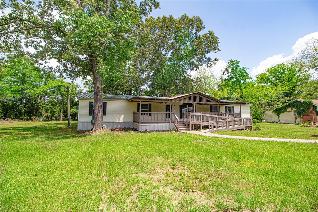 613 River Road, Goodrich, Texas image 8