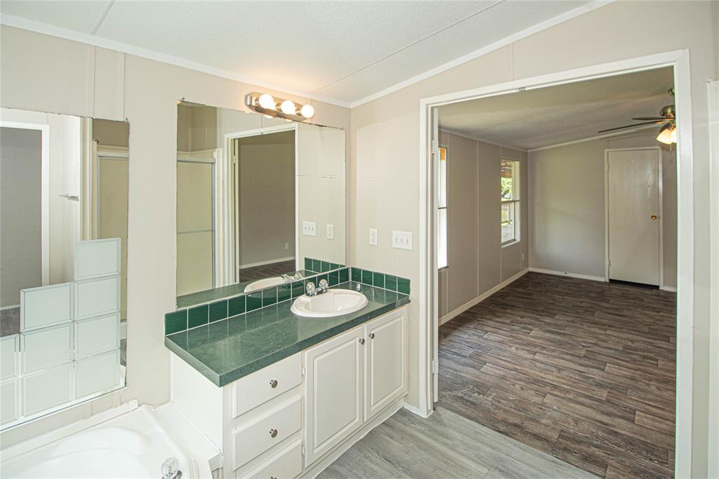 613 River Road, Goodrich, Texas image 35