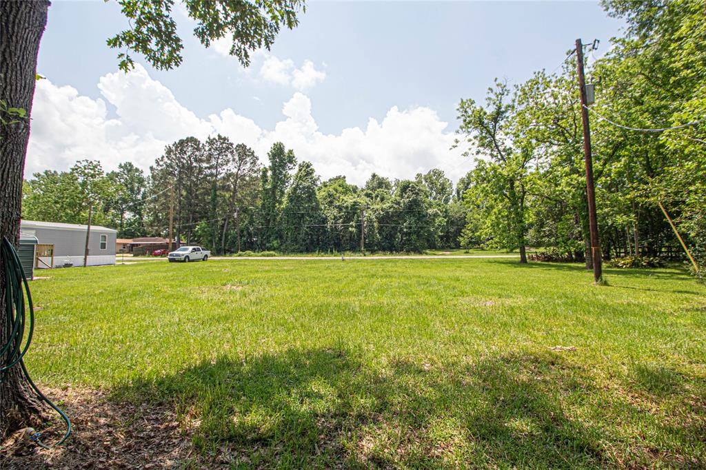 613 River Road, Goodrich, Texas image 17